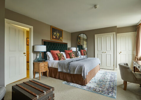 Methuen Arms, pub, hotel, bar, dining room, bedrooms, Wiltshire